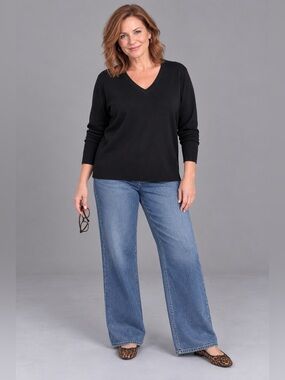 Black V Neck Sweater XL Lightweight Knit Classic Pullover